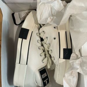 Converse x DRKSHDW DRKSTAR
Chuck